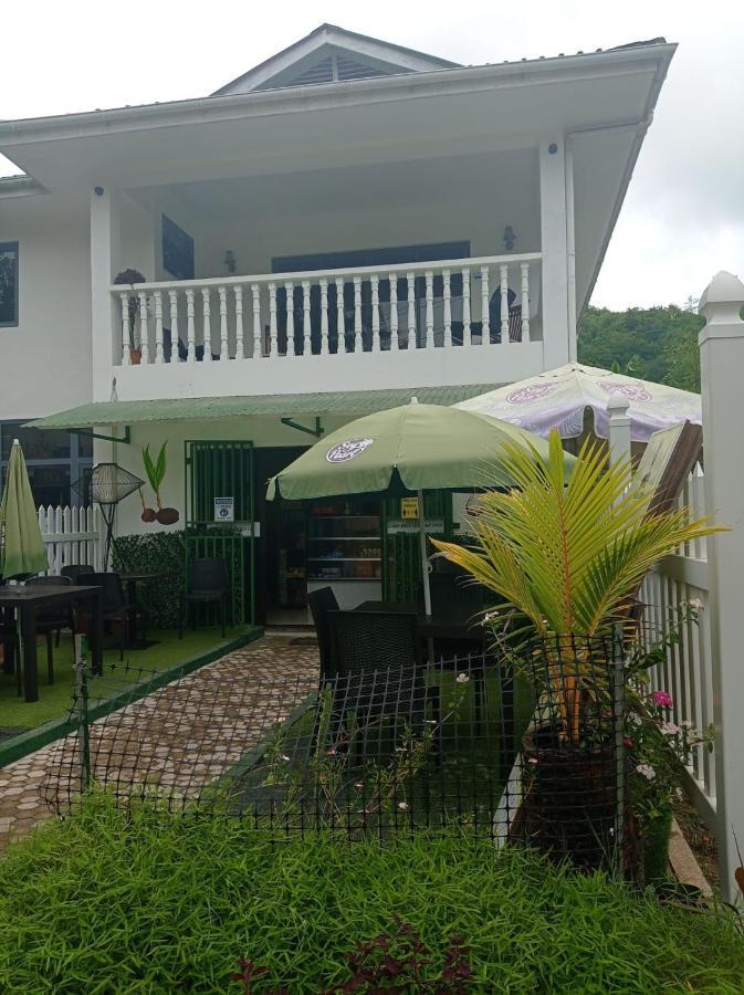 Les Forbans Selfcatering Apartment Takamaka Dış mekan fotoğraf