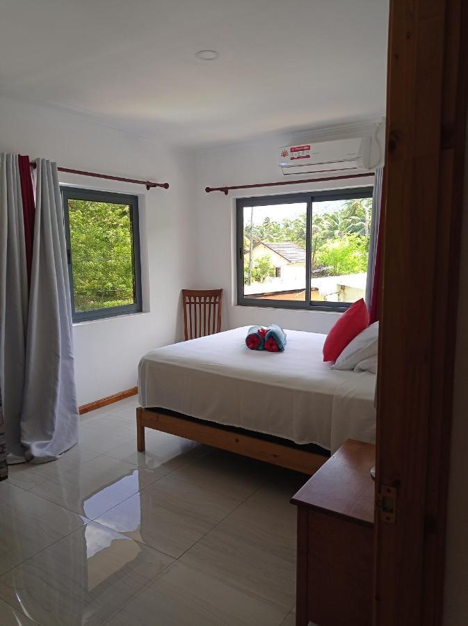 Les Forbans Selfcatering Apartment Takamaka Dış mekan fotoğraf