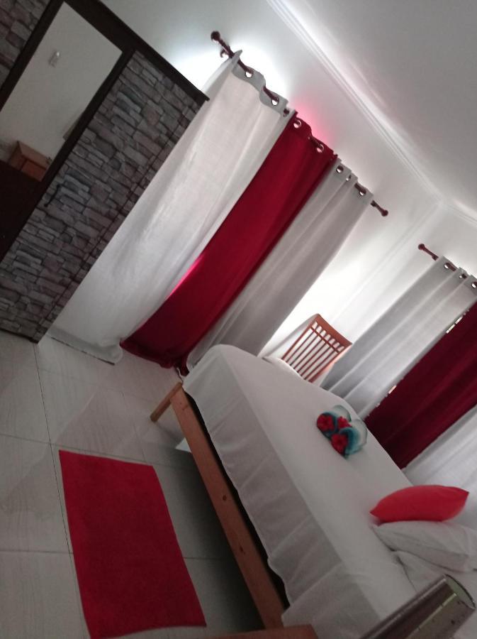 Les Forbans Selfcatering Apartment Takamaka Dış mekan fotoğraf
