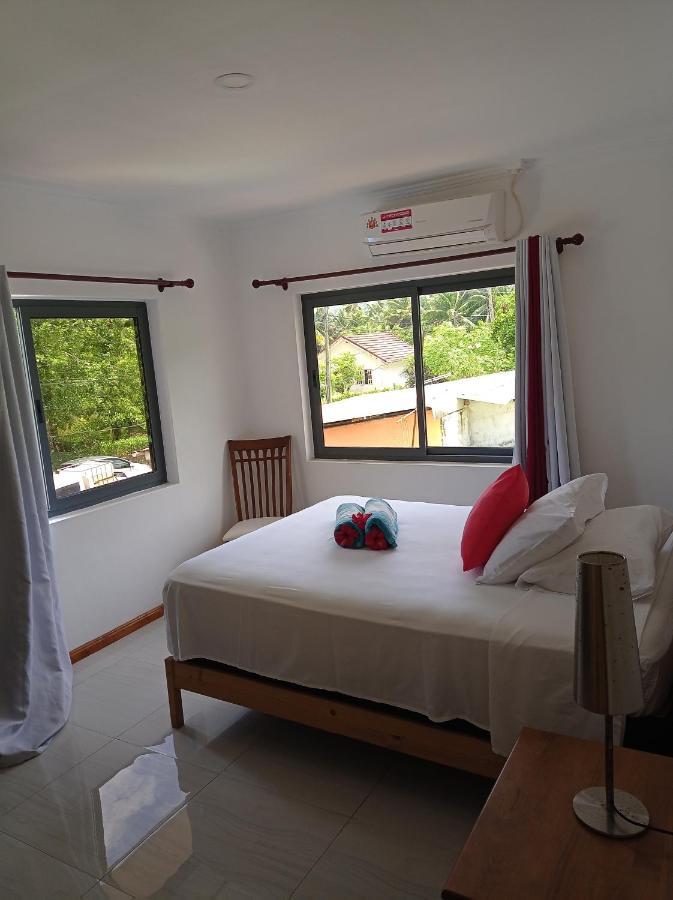 Les Forbans Selfcatering Apartment Takamaka Dış mekan fotoğraf