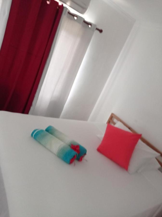 Les Forbans Selfcatering Apartment Takamaka Dış mekan fotoğraf