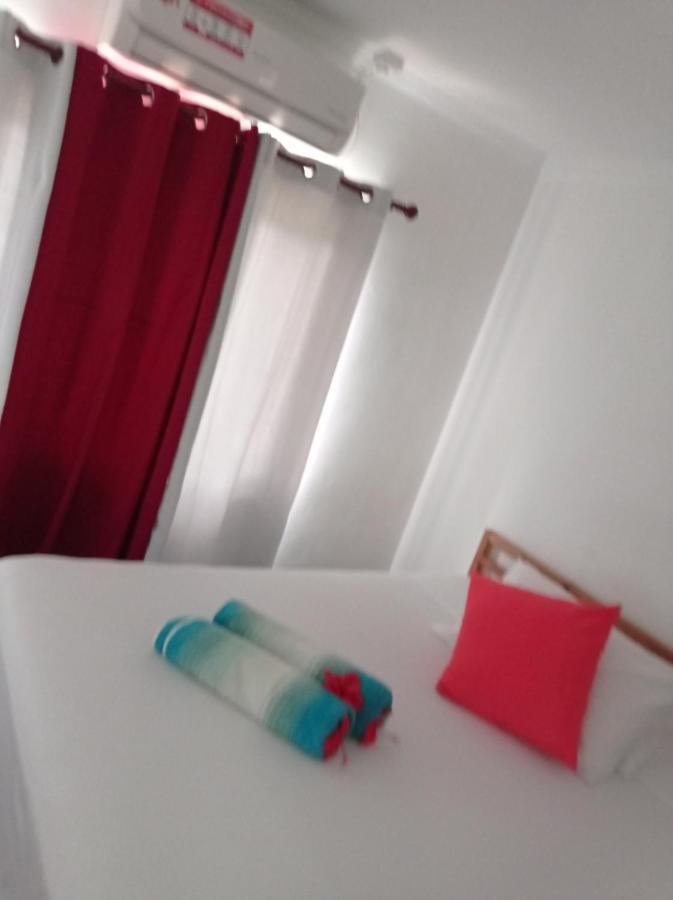 Les Forbans Selfcatering Apartment Takamaka Dış mekan fotoğraf