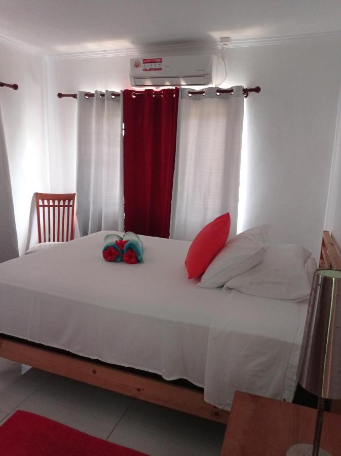 Les Forbans Selfcatering Apartment Takamaka Dış mekan fotoğraf